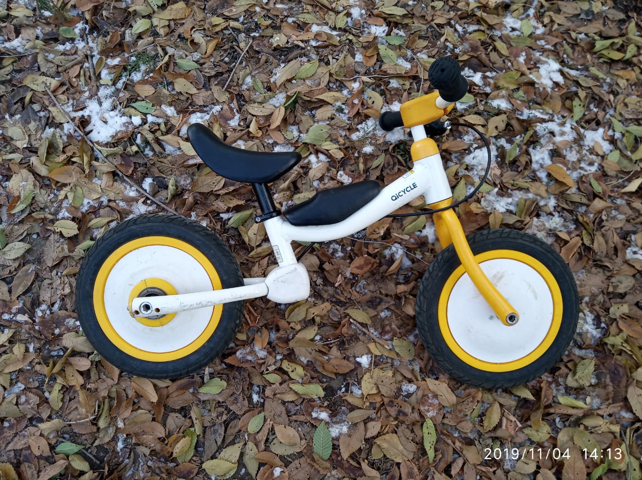 Аренда: Детский велосипед-беговел 12